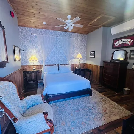 The Russ House